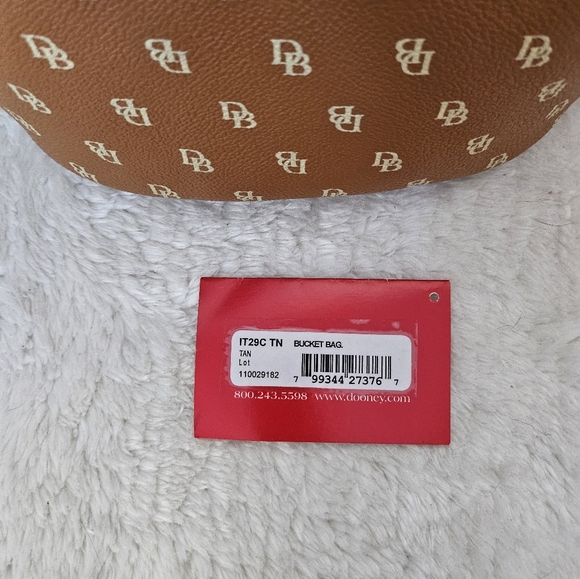Dooney and Bourke Bucket Bag. IT39C Tan. - Picture 10 of 13